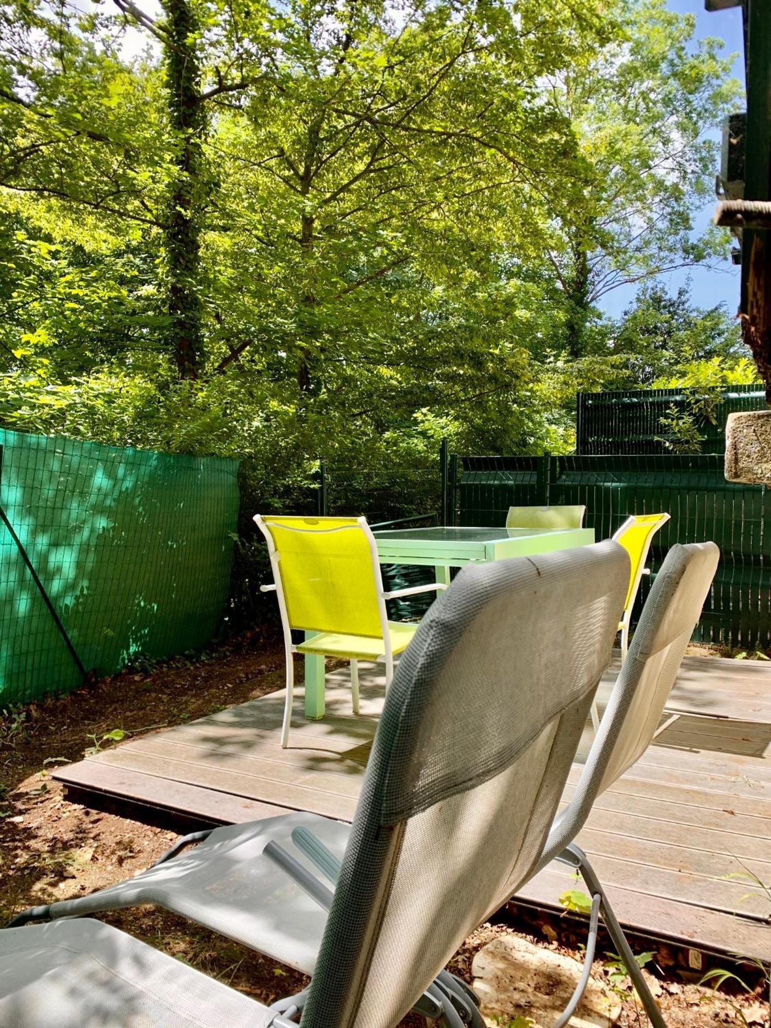Jouy La Longere, Proche Hec, Versailles, Parking Prive Gratuit Oda fotoğraf